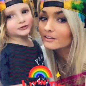 Meet your Posher, Chelsae